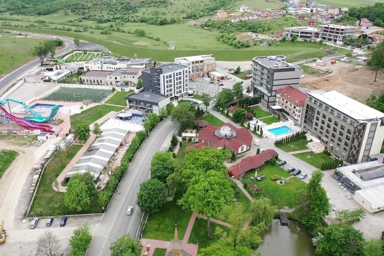 Hotel President Băile Felix Exteriér fotografie